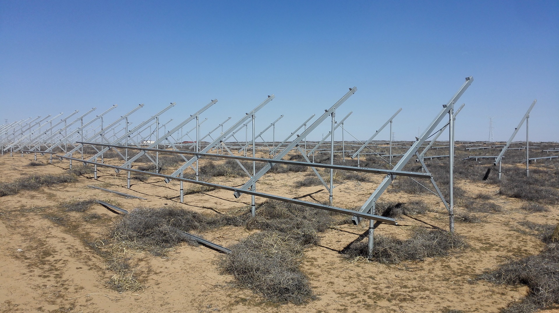 Guida alla scelta dei binari di supporto fotovoltaici