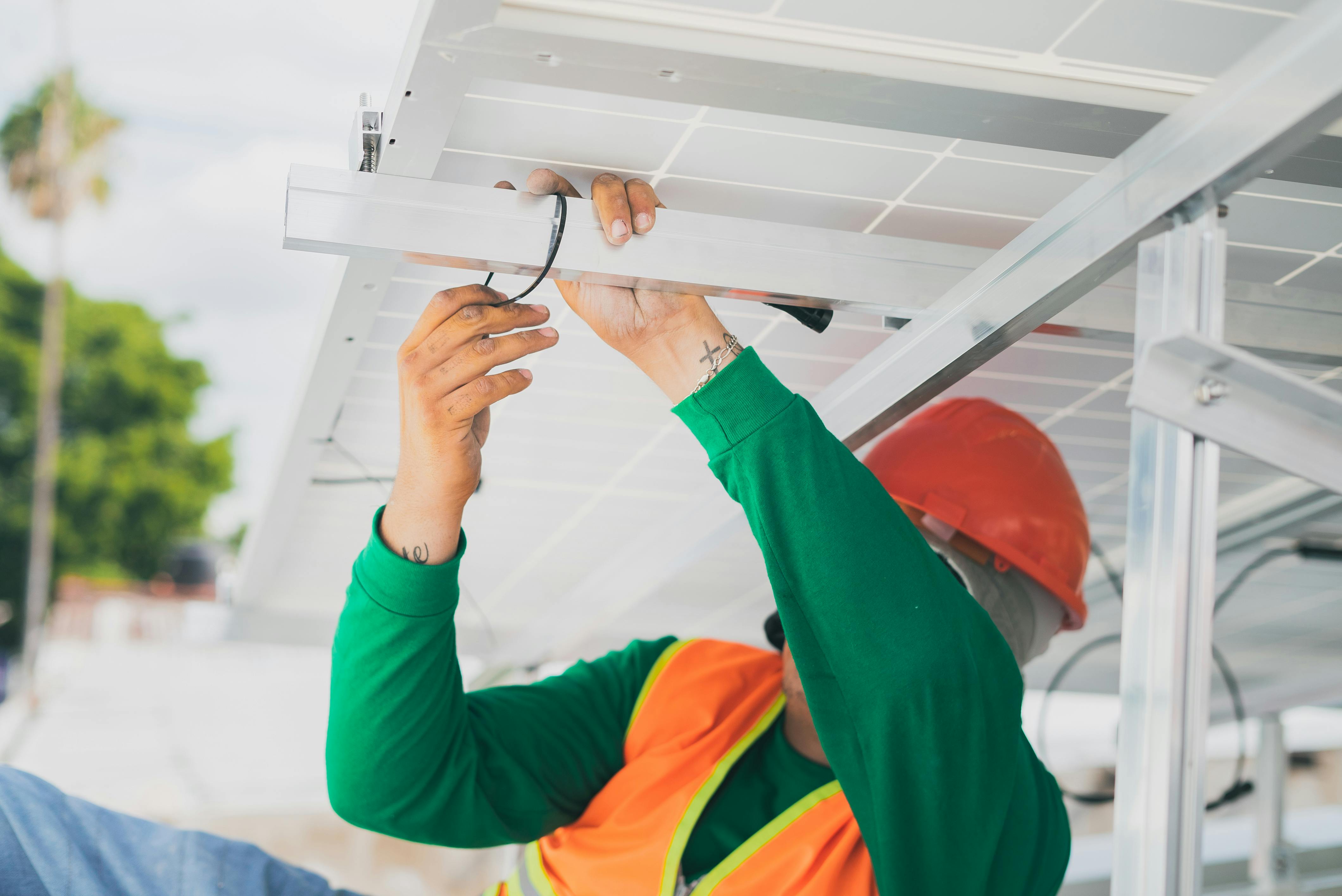 Componenti delle strutture di montaggio fotovoltaiche (PV) montate a terra